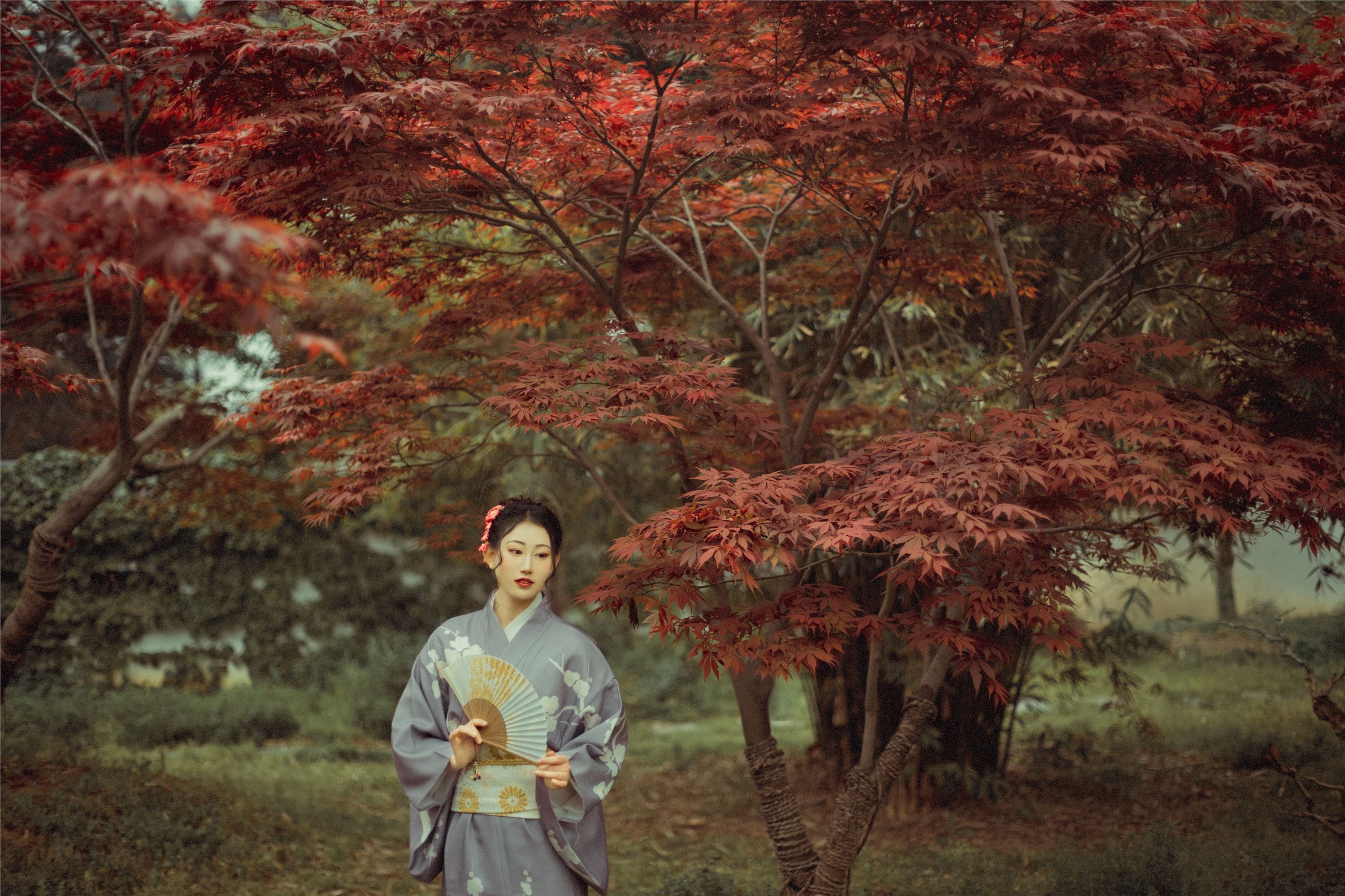 YITUYU艺图语 2021.09.02 红叶深处 没烦恼